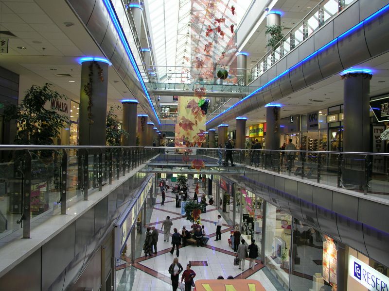 Einkaufszentrum Duna Plaza im Norden der Stadt