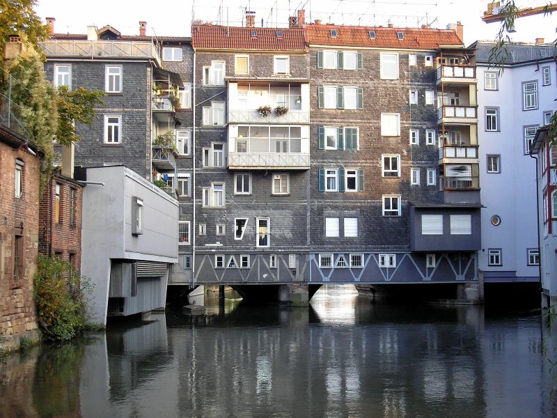 Klein-Venedig, Rückseite der Häuser auf der Inneren Brücke, dem historisch bedeutsamen Neckarübergang