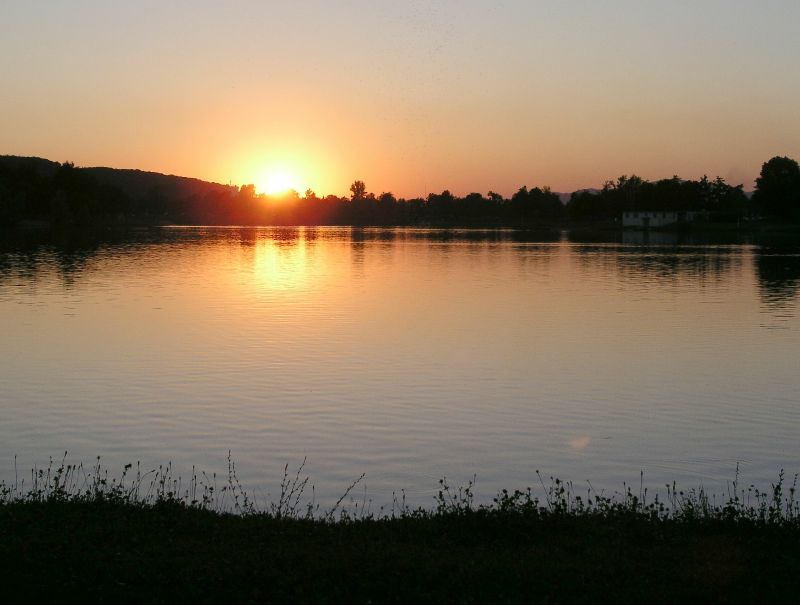 Sonnenuntergang im Freizeitparadies Pichlinger See