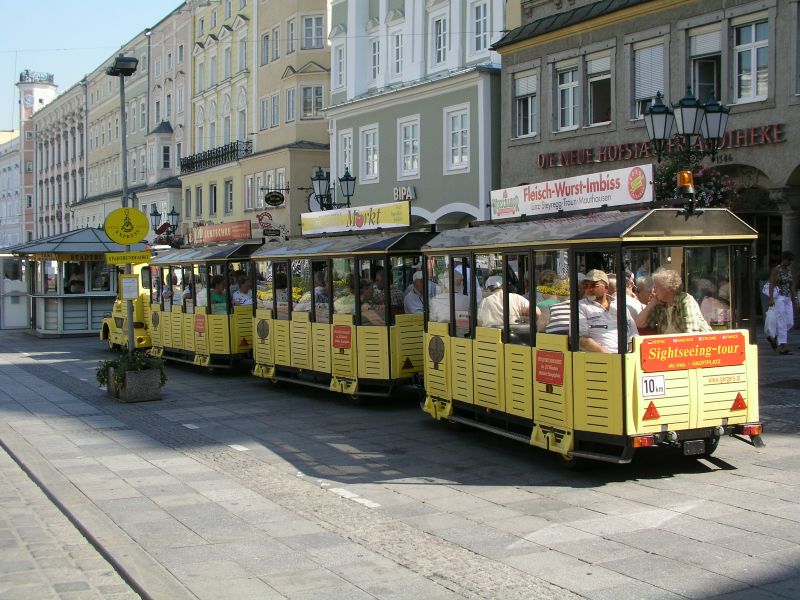Touristenbahn am Hauptplatz