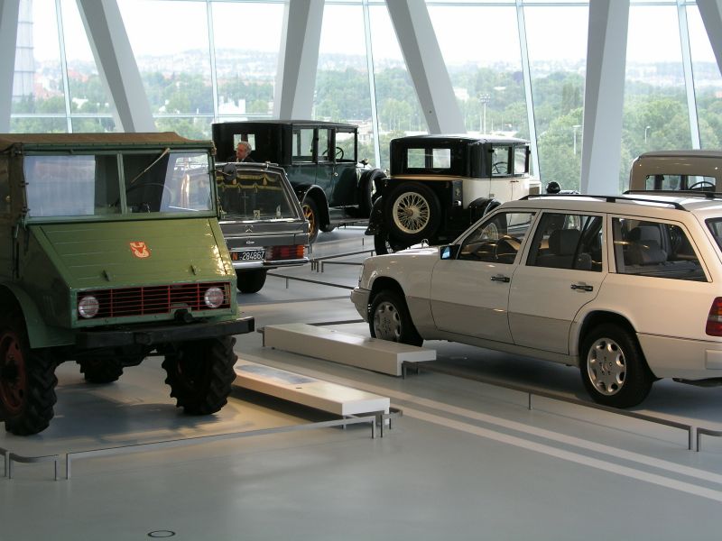 Rundgang im Mercedes-Benz Museum Stuttgart